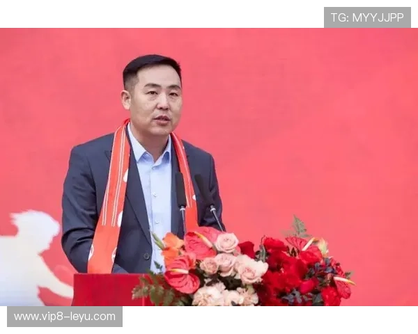 河南酒祖杜康队出征2024赛季!白酒+足球跨界联合,为体育河南建设注入新活力 河南酒祖杜康队出征2024赛季!白酒+足球跨界联合,为体育河南建设注入新活力